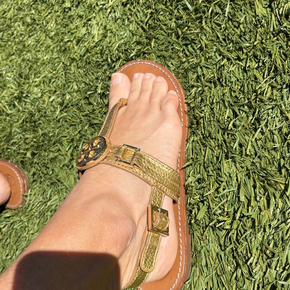 Tory Burch - RARE! Gold Sandals - Picture 2 of 9